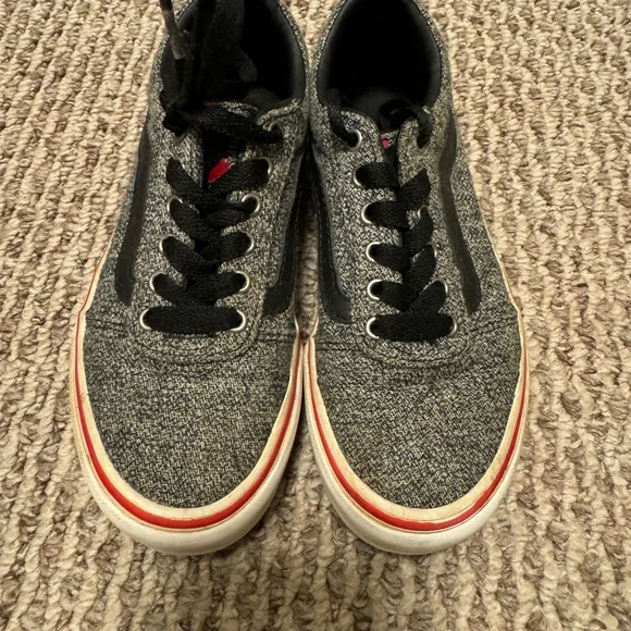 Lot of 3 pairs of size 13 Vans!! Used but good condition!! Great shoes! - Picture 4 of 4